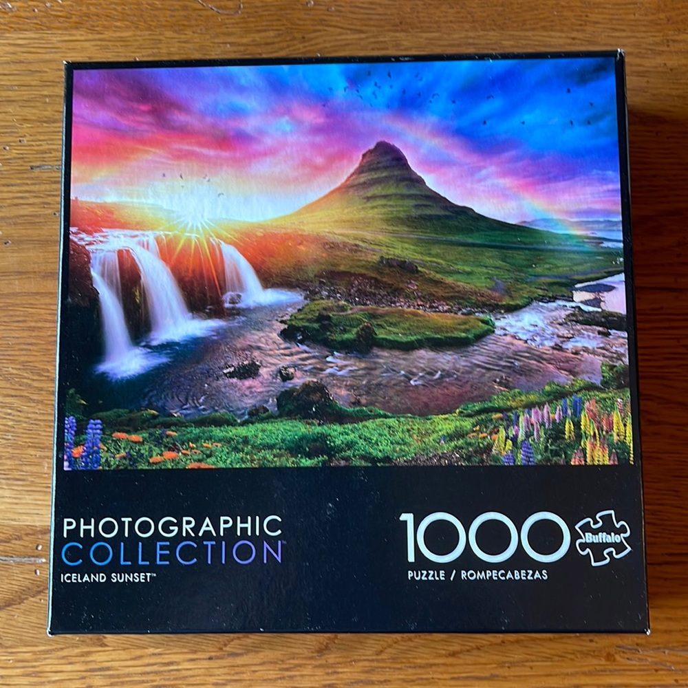 Buffalo Games 1,000 piece puzzle Photographic Collection Iceland Sunset